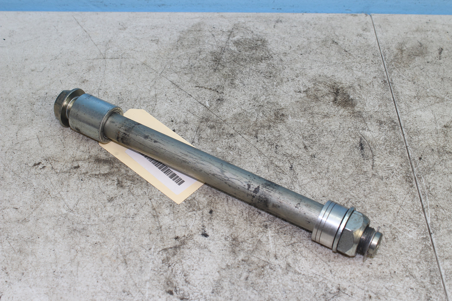 2014-2022 Harley Davidson Sportster 883 OEM Rear Axle 1" 41176-08