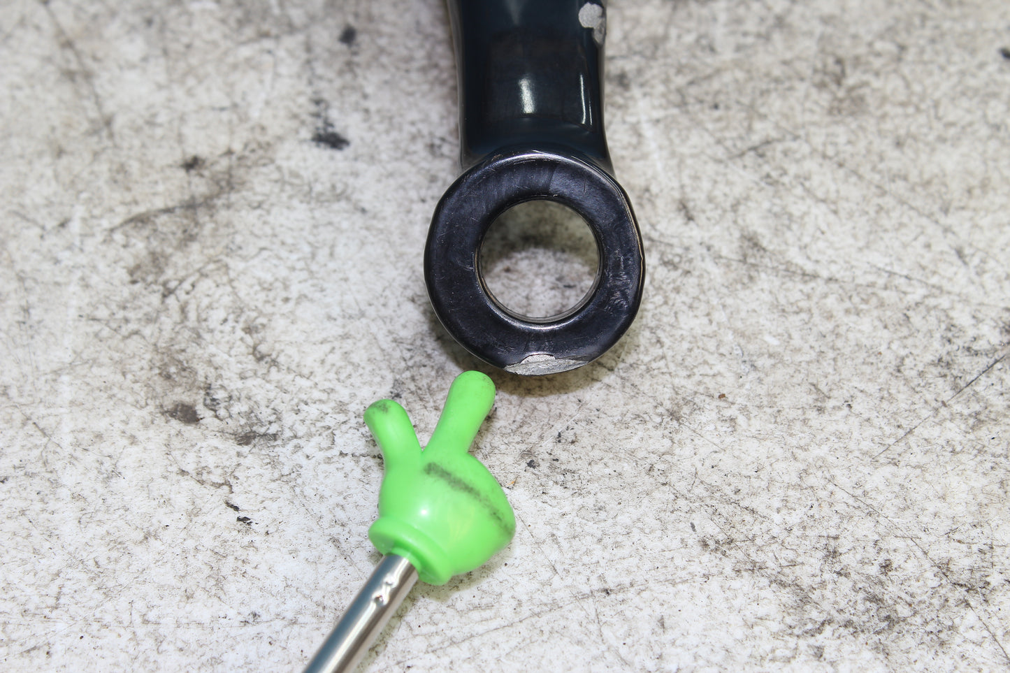 14-22 Harley Davidson Sportster 883 Right Driver Foot Peg w/ Mounting Bracket