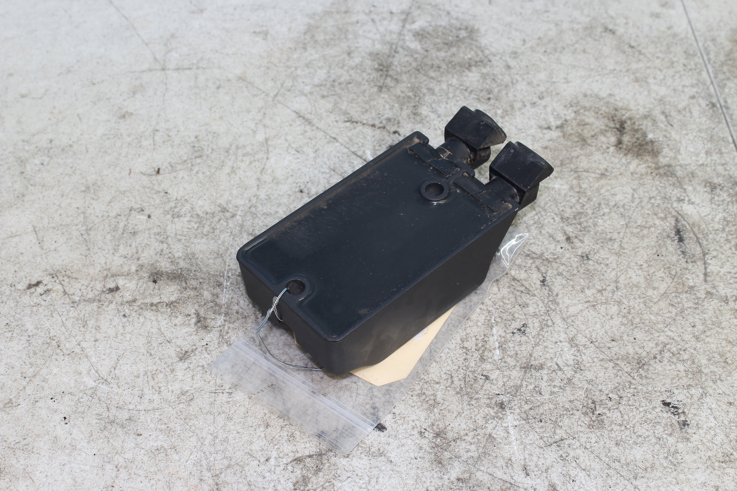 2014-2022 Harley Davidson Sportster 883 OEM Rectifier Voltage Regulator 74700012
