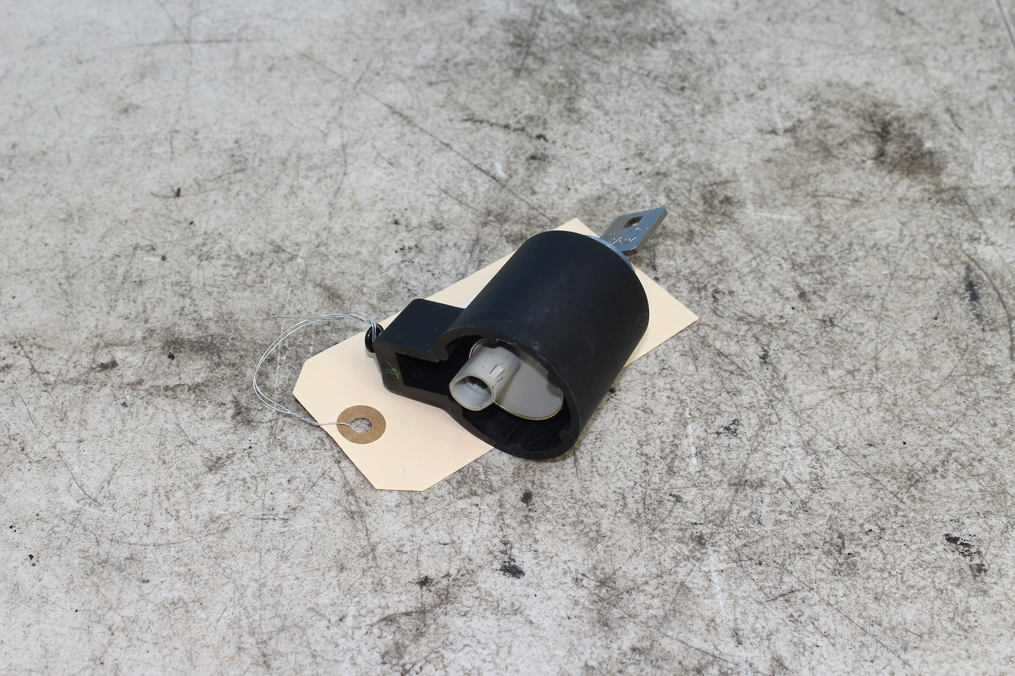 2014-2022 Harley Davidson Sportster 883 OEM Ignition Switch w/ Key 71400083