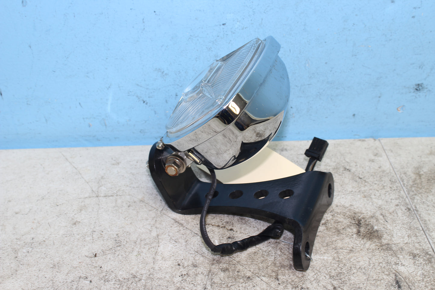 2014-2022 Harley Davidson Sportster 883 Aftermarket Triangle Headlight w/ Mount