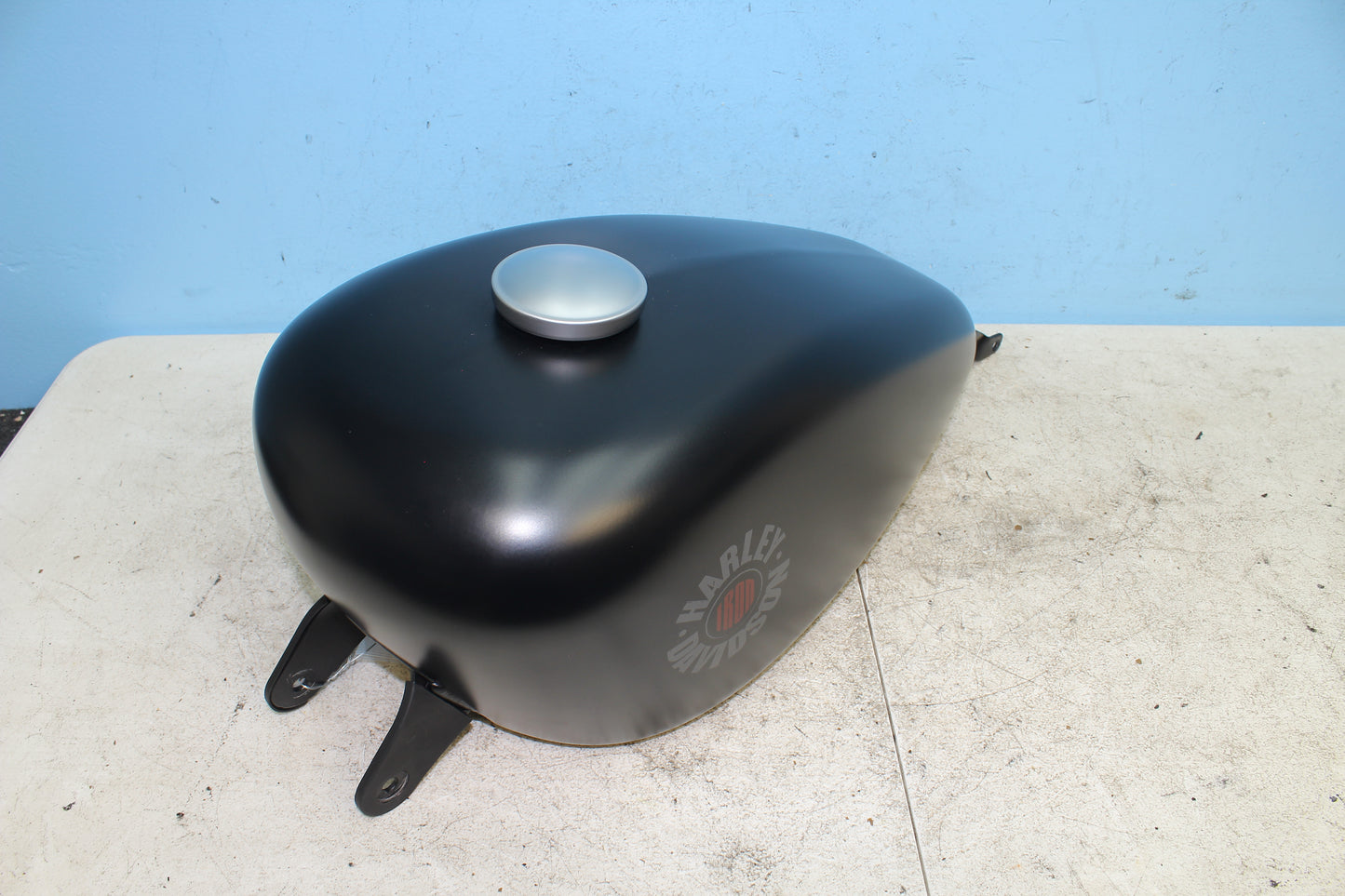 2014-2022 Harley Davidson Sportster 883 OEM Gas Fuel Tank 61000701