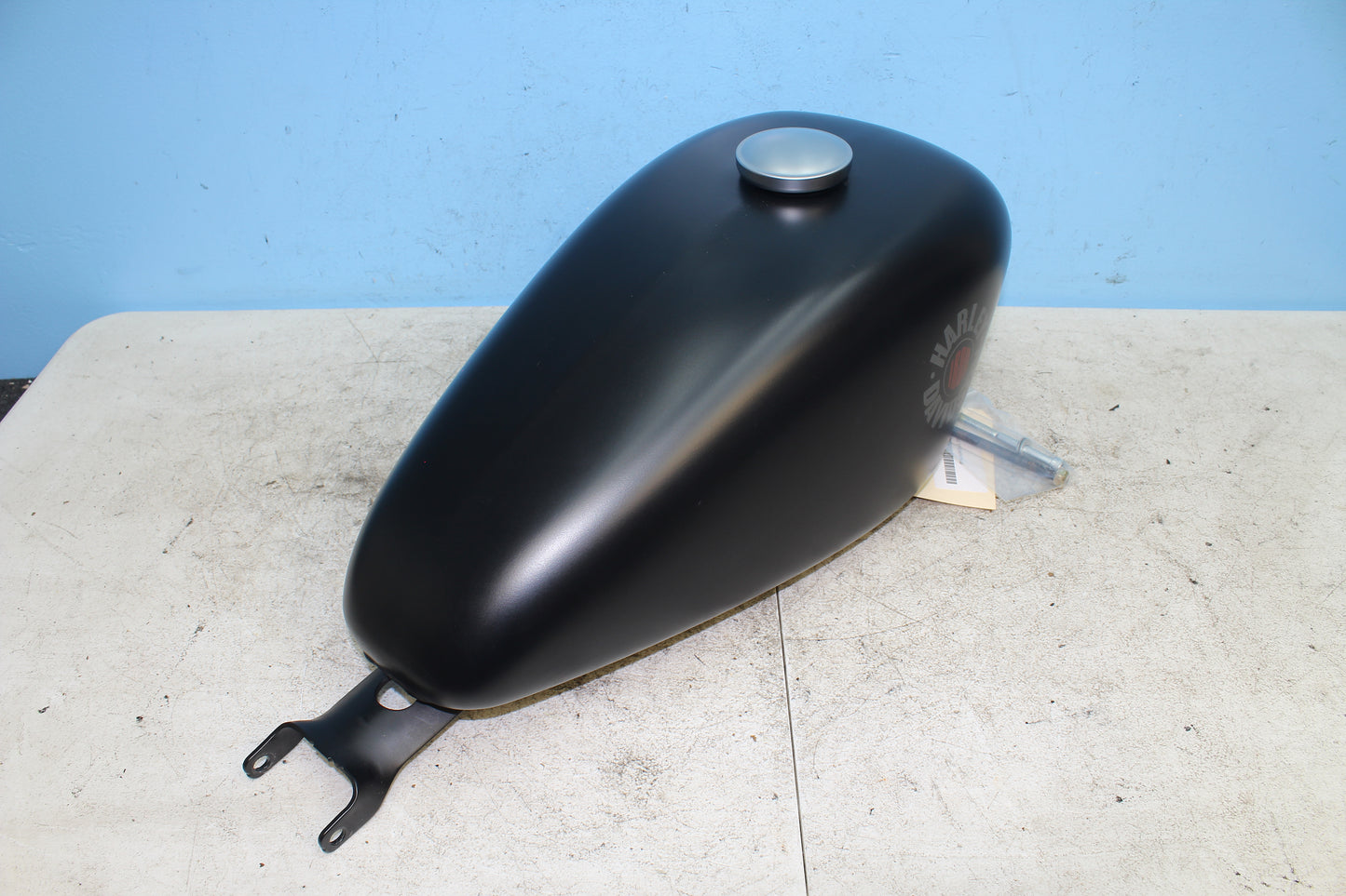 2014-2022 Harley Davidson Sportster 883 OEM Gas Fuel Tank 61000701