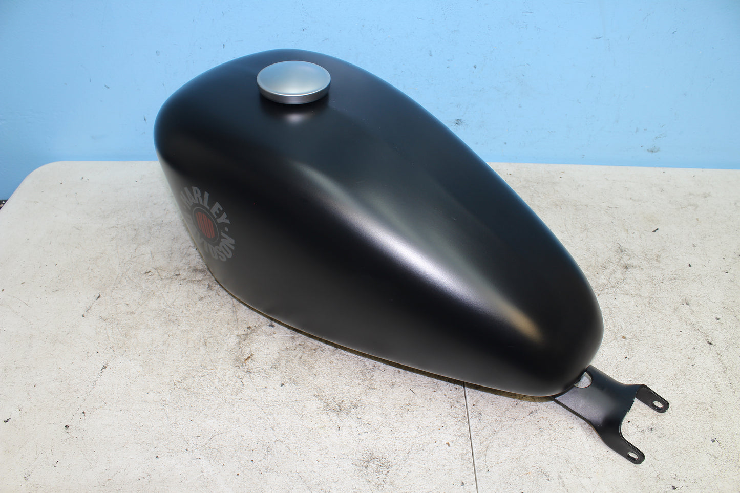 2014-2022 Harley Davidson Sportster 883 OEM Gas Fuel Tank 61000701