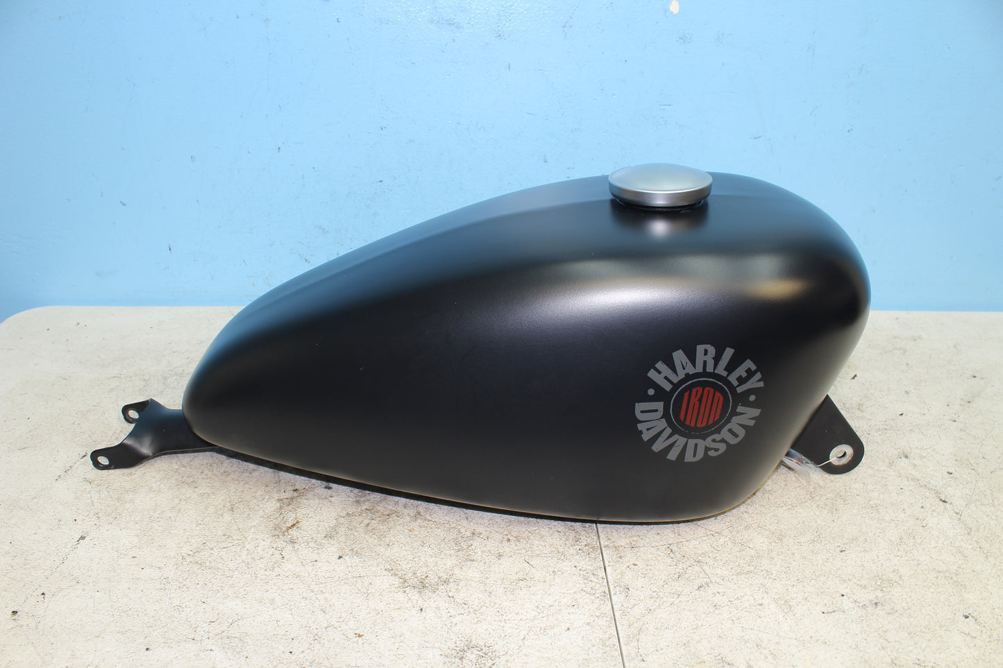 2014-2022 Harley Davidson Sportster 883 OEM Gas Fuel Tank 61000701