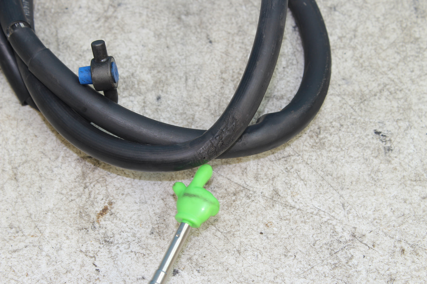99-04 Kawasaki Vulcan Nomad VN1500 OEM Rear Brake Line Hose 43095-1193