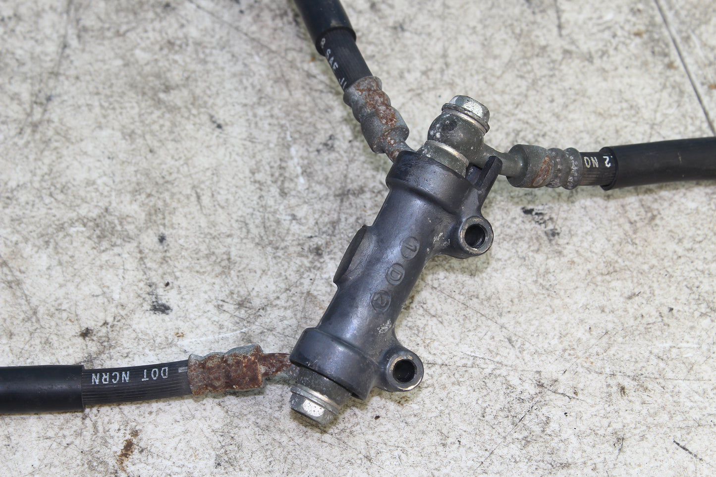 99-04 Kawasaki Vulcan Nomad VN1500 OEM Front Brake Line Hose