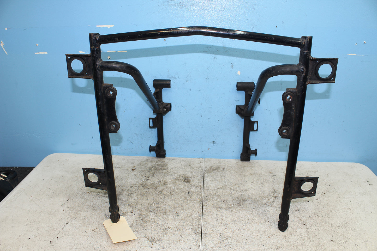 99-04 Kawasaki Vulcan Nomad VN1500 OEM Rear Sub Frame Saddlebag Mount