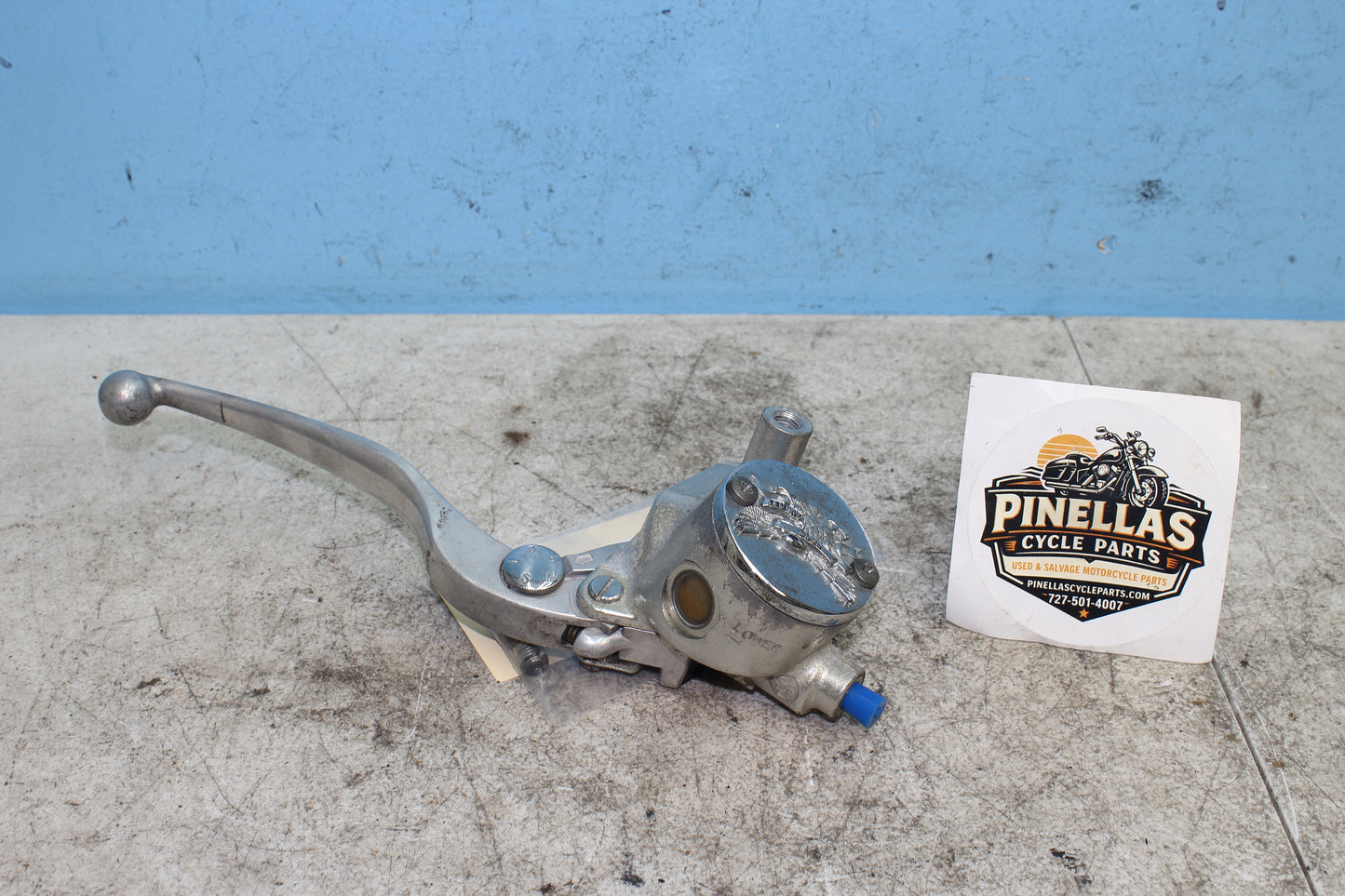 99-04 Kawasaki Vulcan Nomad VN1500 OEM Front Brake Master Cylinder w/ Lever