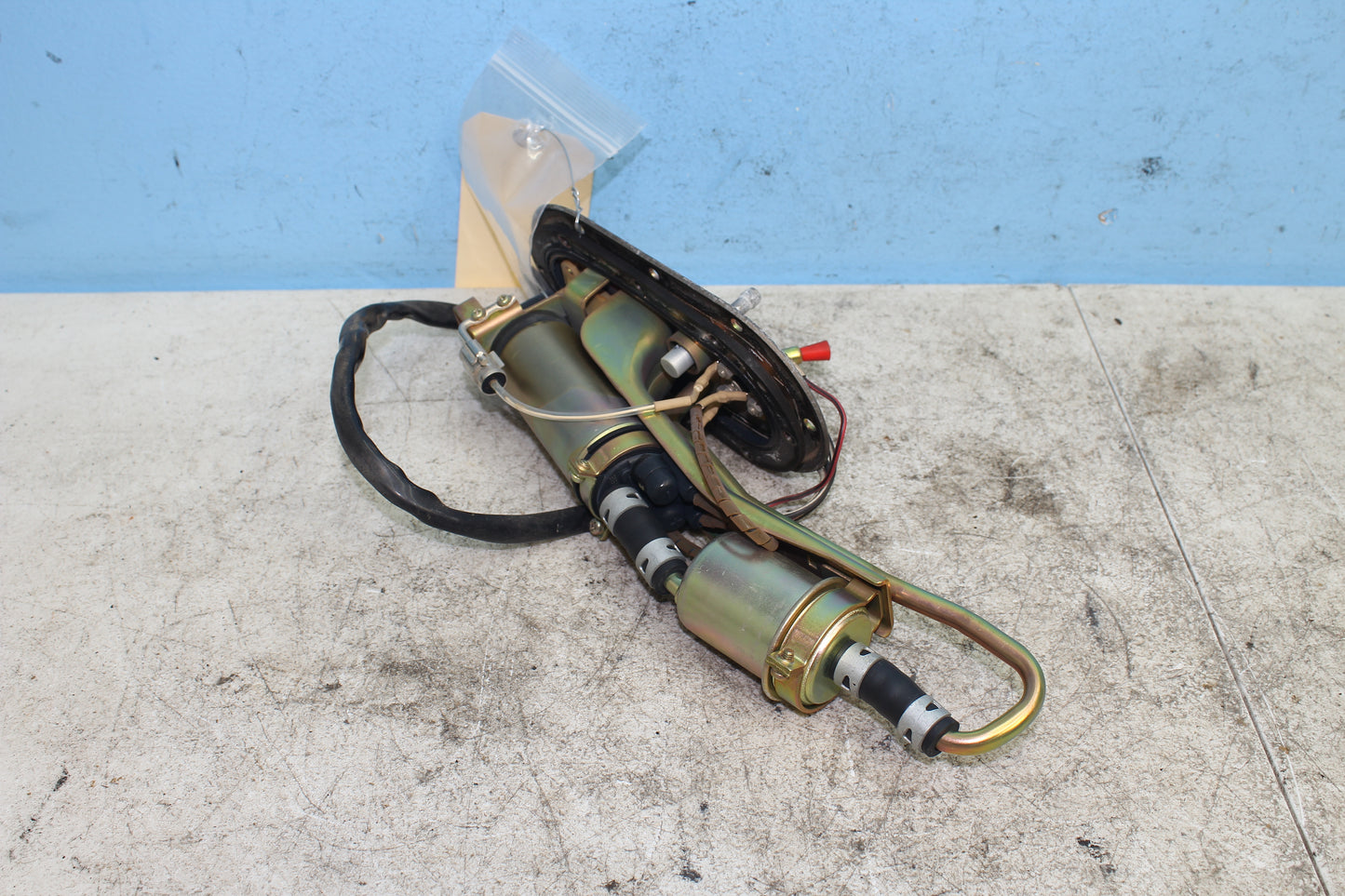 99-04 Kawasaki Vulcan Nomad VN1500 OEM Gas Fuel Pump 49040-1071