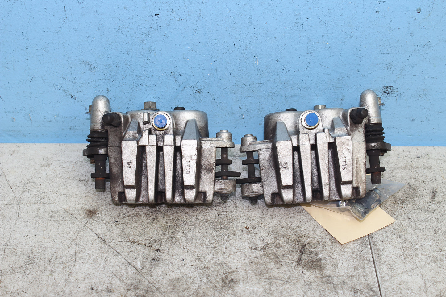 99-04 Kawasaki Vulcan Nomad VN1500 OEM Front Brake Calipers