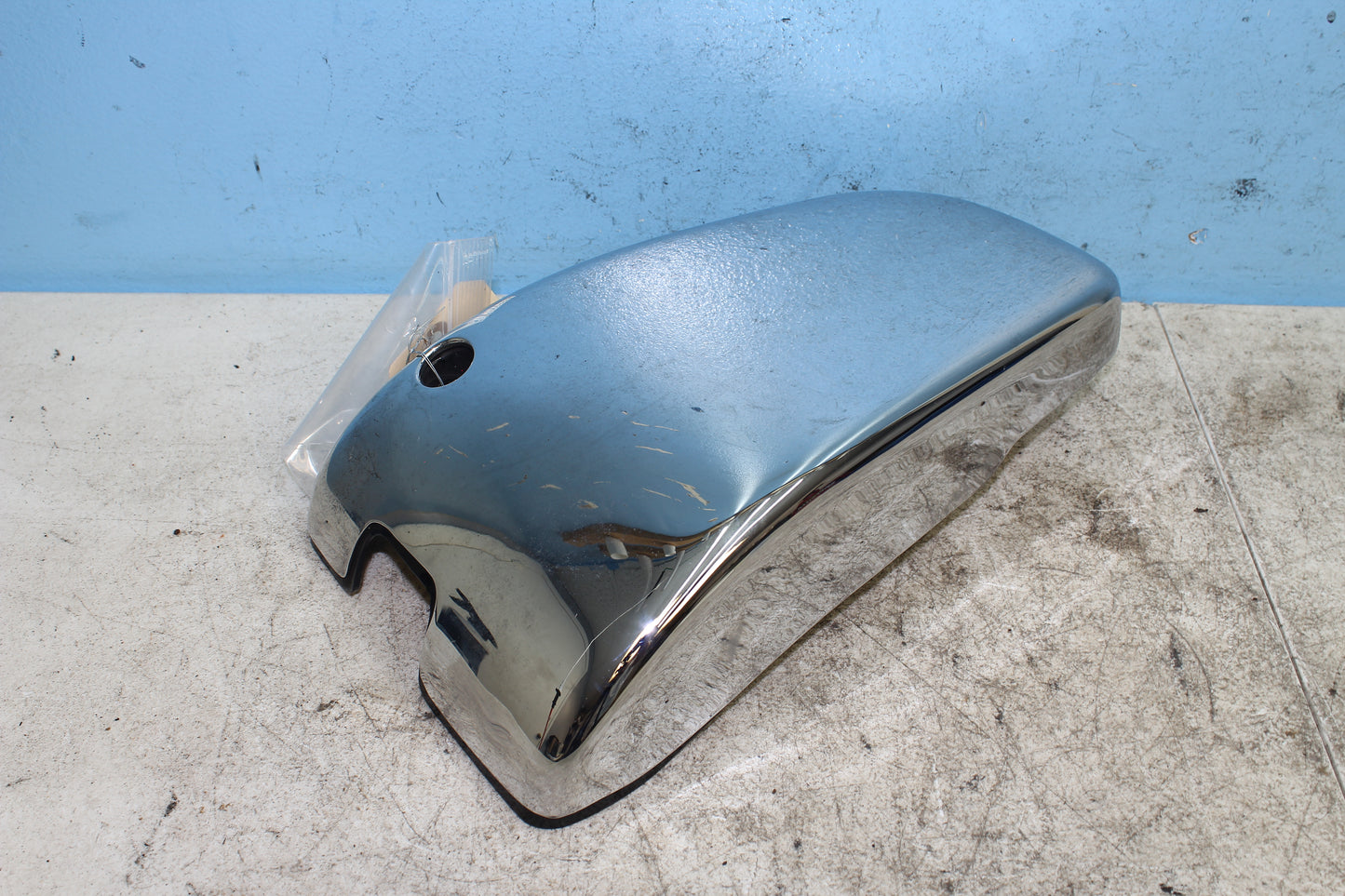 99-04 Kawasaki Vulcan Nomad VN1500 OEM Right Side Cover Panel 36001-1646-H8