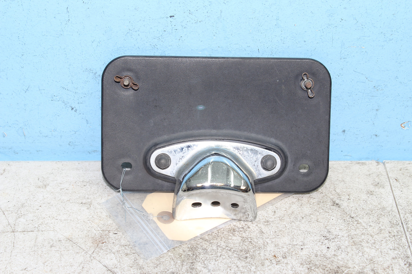 99-04 Kawasaki Vulcan Nomad VN1500 OEM License Plate Mounting Bracket