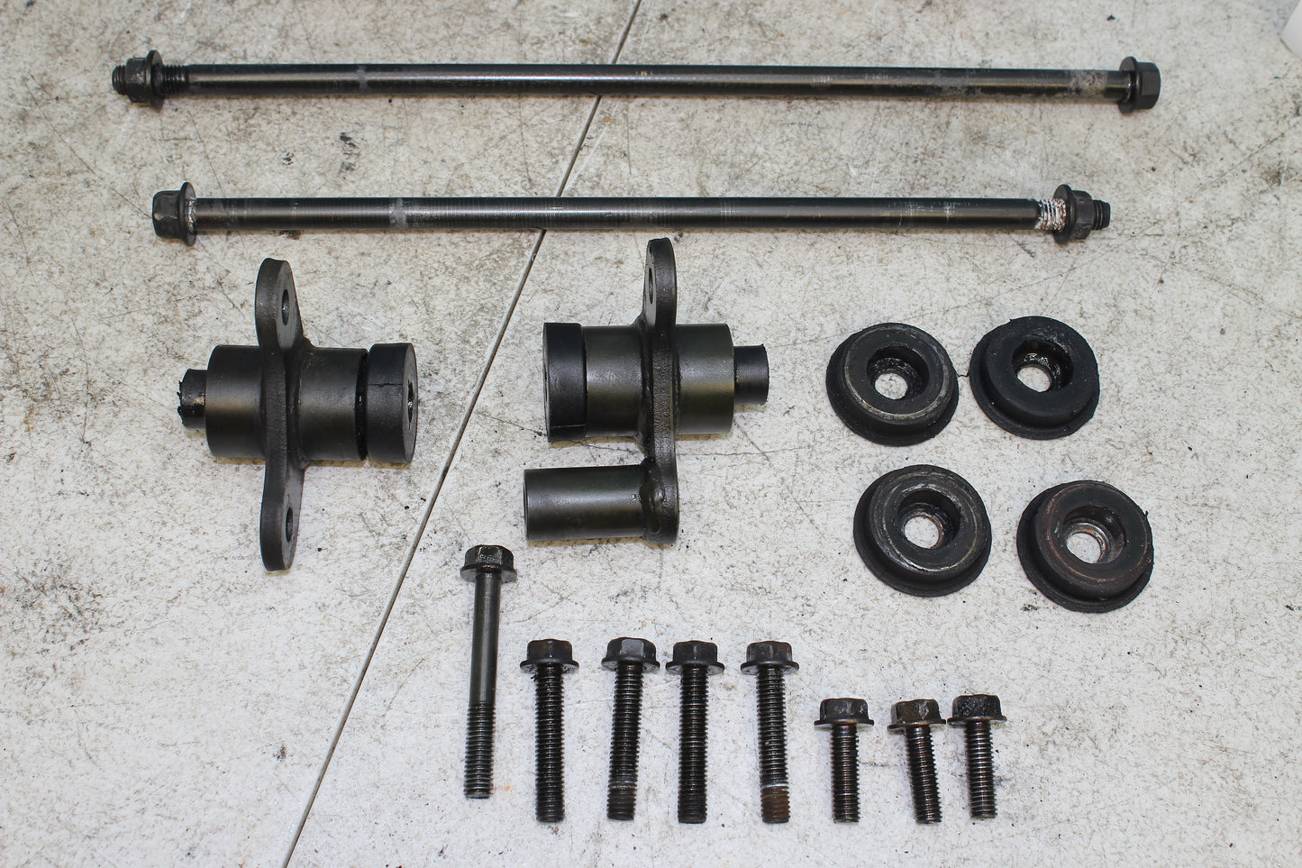 99-04 Kawasaki Vulcan Nomad VN1500 OEM Engine Motor Mount Bracket Bolts