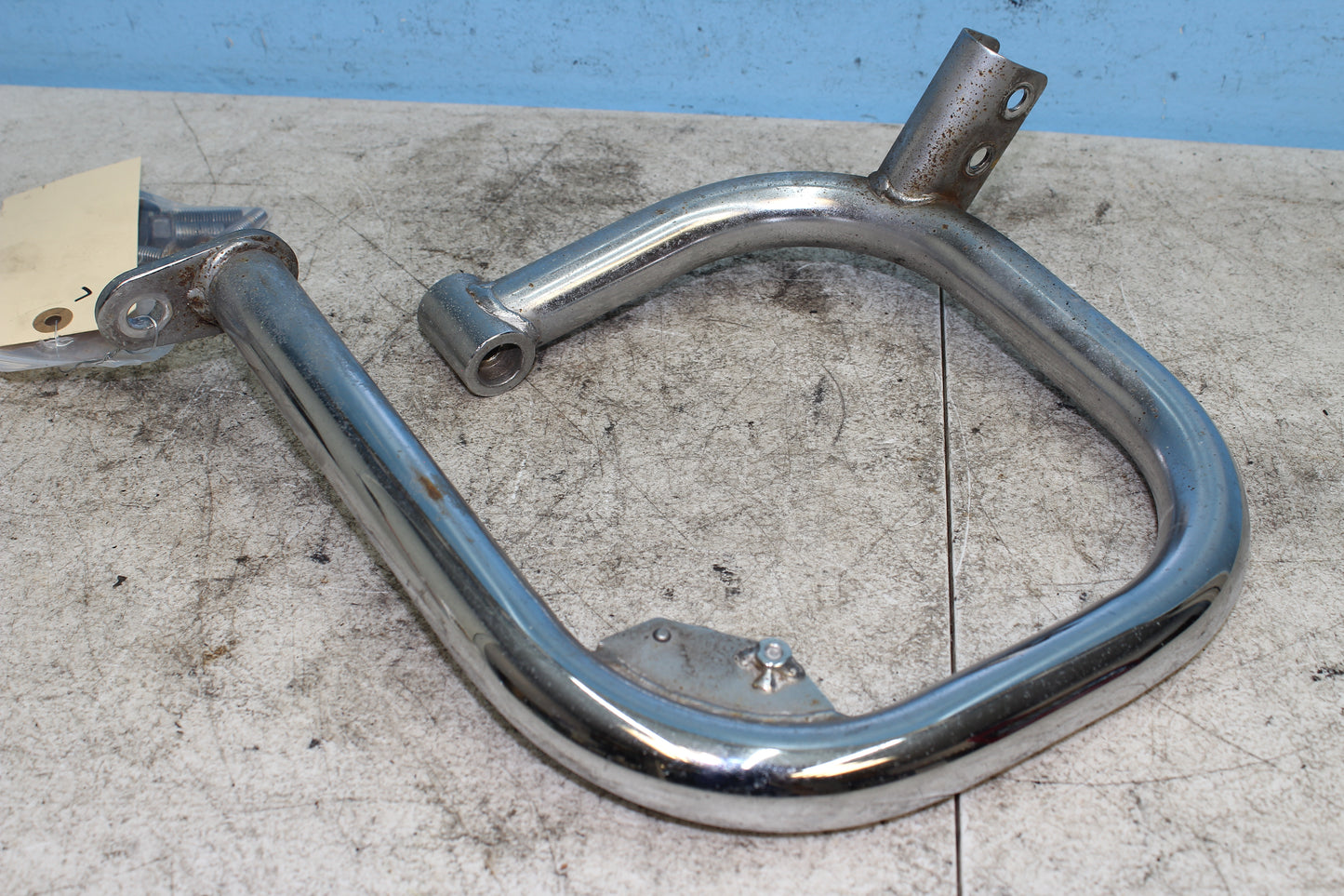 99-04 Kawasaki Vulcan Nomad VN1500 OEM Left Crash Bar Lower Rear 55020-1683