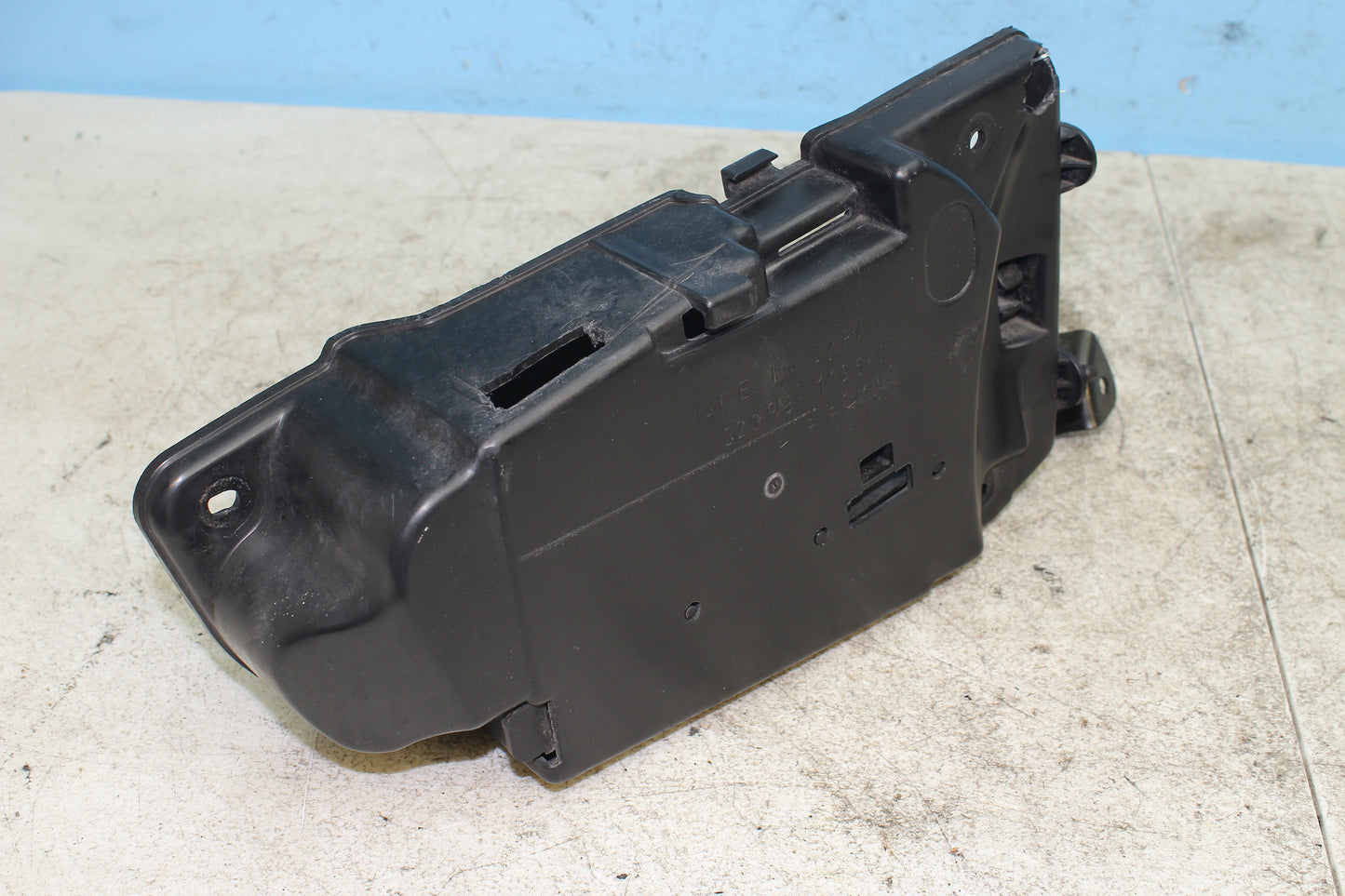 99-04 Kawasaki Vulcan Nomad VN1500 OEM Tool Storage Box 32098-1126, 32098-1127
