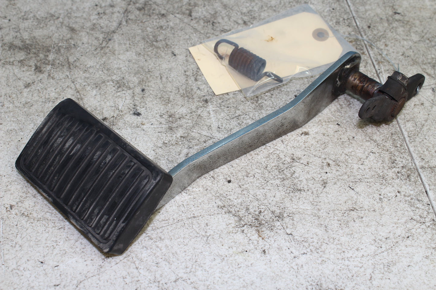 99-04 Kawasaki Vulcan Nomad VN1500 OEM Brake Pedal Lever