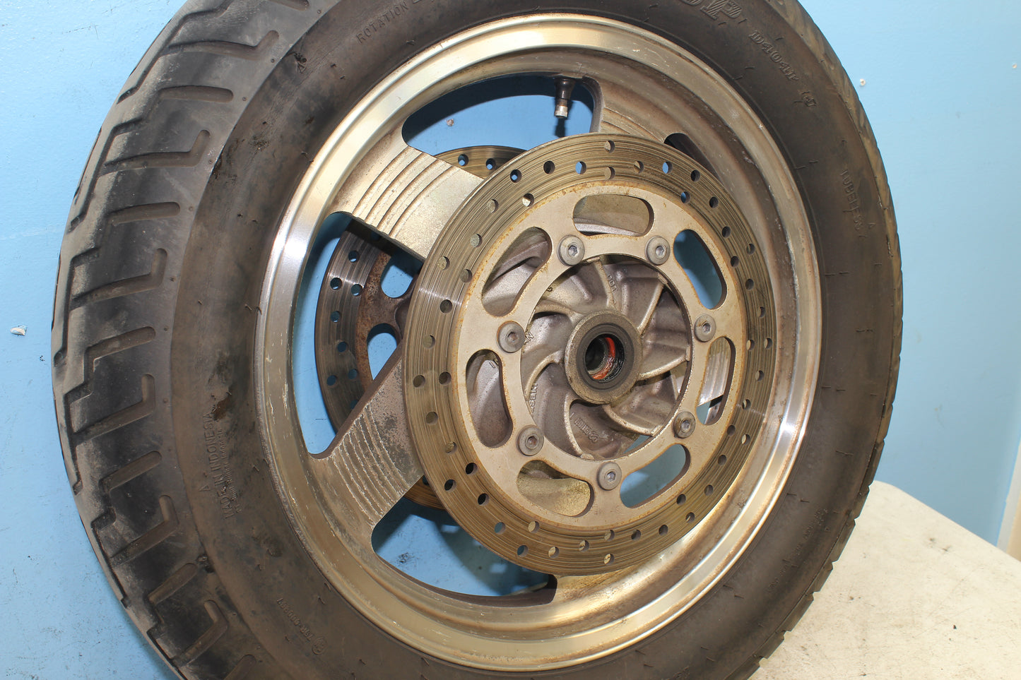 99-04 Kawasaki Vulcan Nomad VN1500 OEM Front Wheel Rim STRAIGHT *DRY ROT*