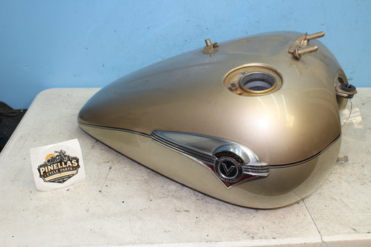 99-04 Kawasaki Vulcan Nomad VN1500 OEM Gas Fuel Tank *SMALL DENT* 51082-5075-Y1