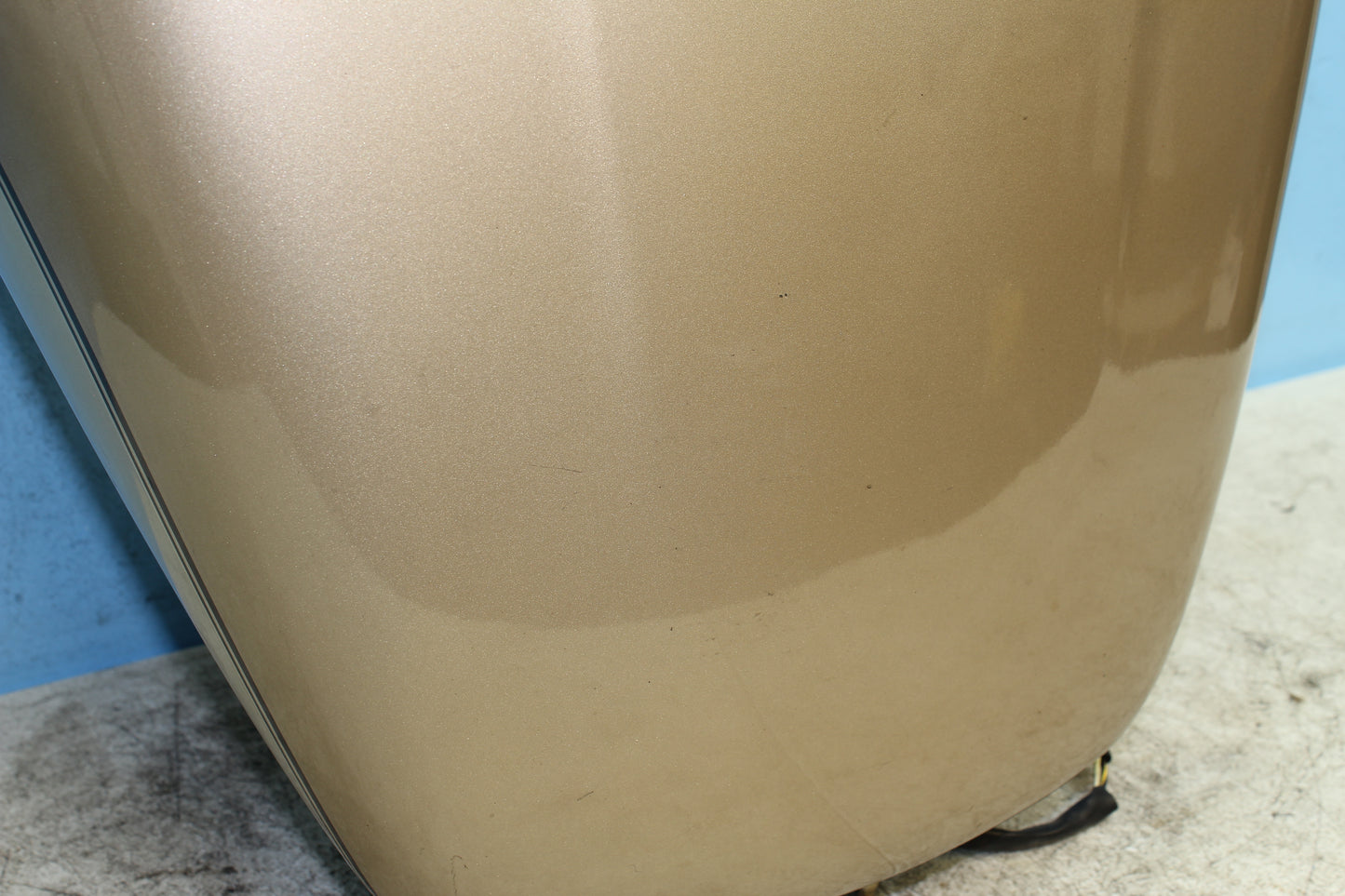 99-04 Kawasaki Vulcan Nomad VN1500 OEM Gas Fuel Tank *SMALL DENT* 51082-5075-Y1