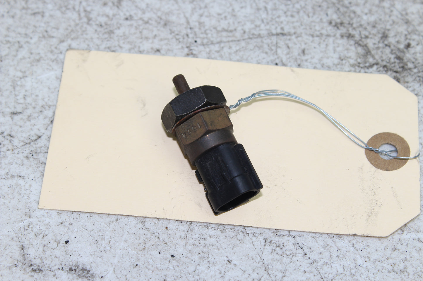 99-04 Kawasaki Vulcan Nomad VN1500 OEM Thermostat Temperature Sensor 21176-1086