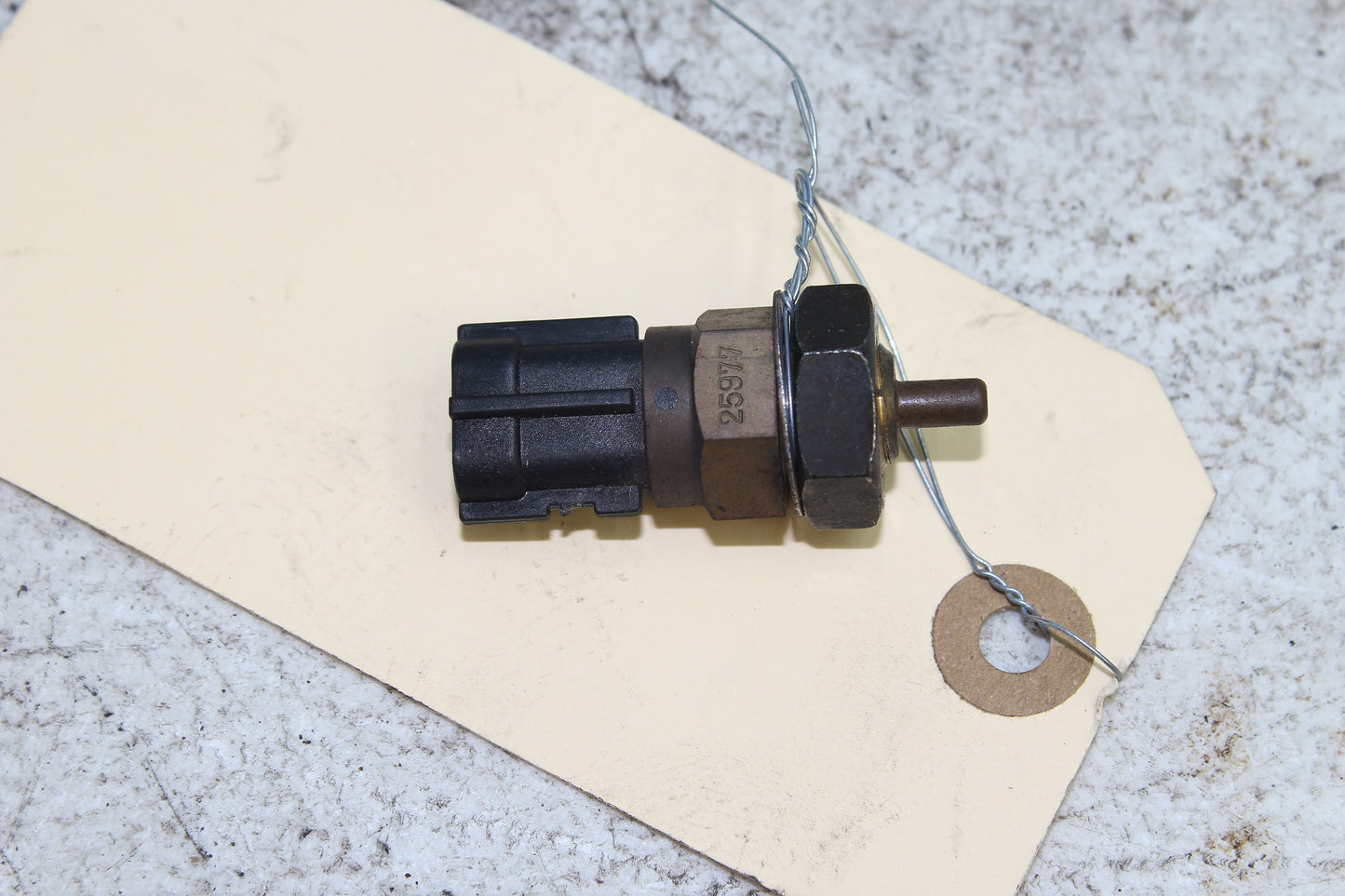 99-04 Kawasaki Vulcan Nomad VN1500 OEM Thermostat Temperature Sensor 21176-1086