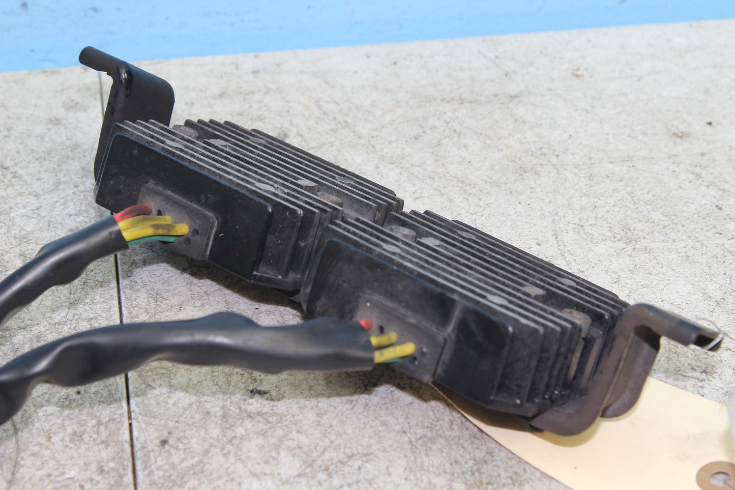 99-04 Kawasaki Vulcan Nomad VN1500 OEM Rectifiers Volt Regulator w/ Bracket