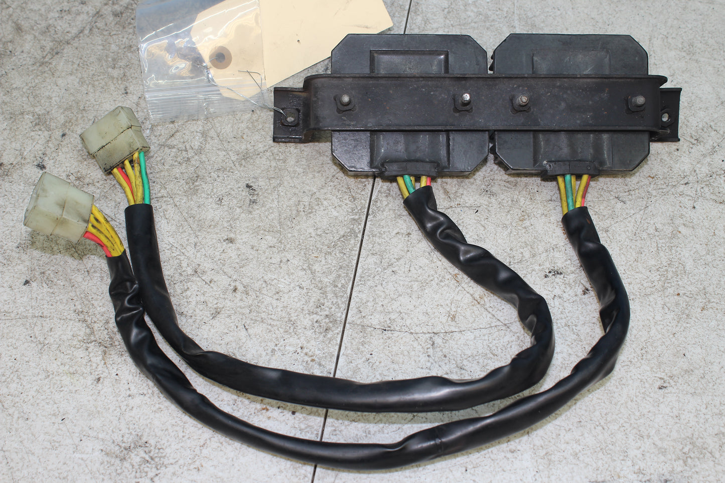 99-04 Kawasaki Vulcan Nomad VN1500 OEM Rectifiers Volt Regulator w/ Bracket