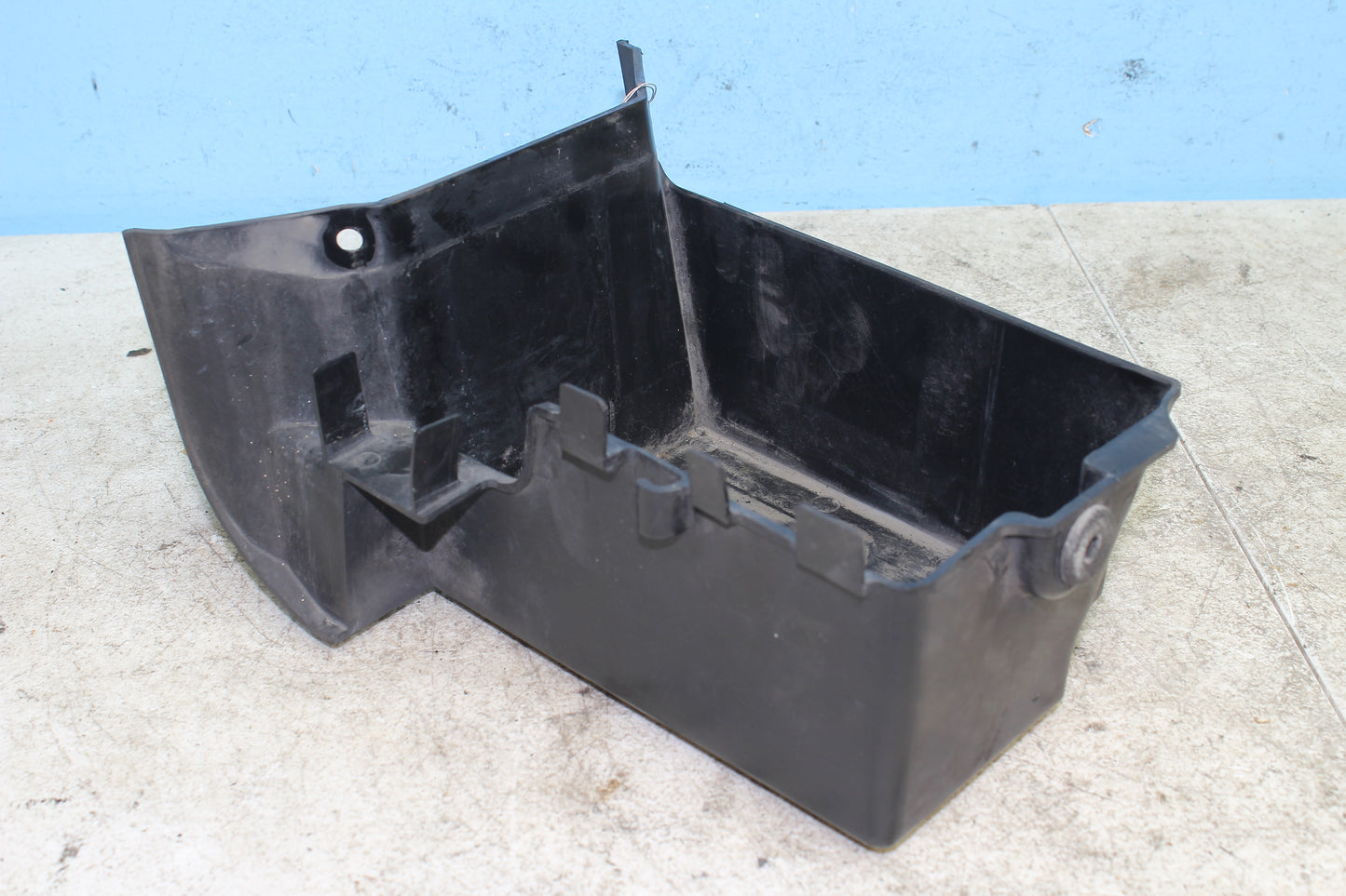 99-04 Kawasaki Vulcan Nomad VN1500 OEM Battery Box Tray w/ Bracket