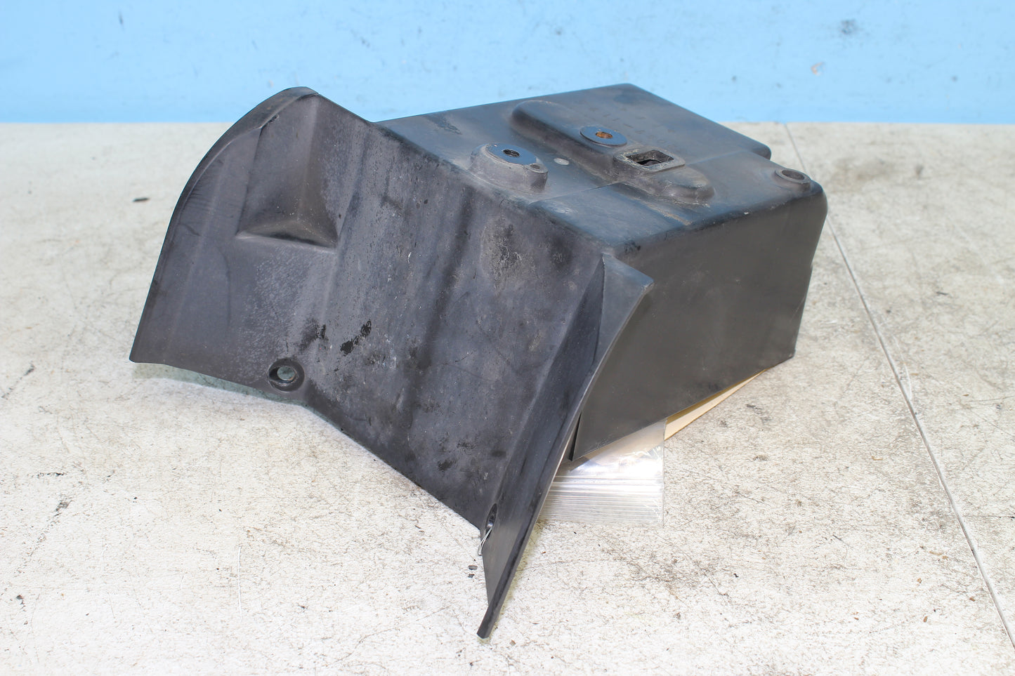 99-04 Kawasaki Vulcan Nomad VN1500 OEM Battery Box Tray w/ Bracket