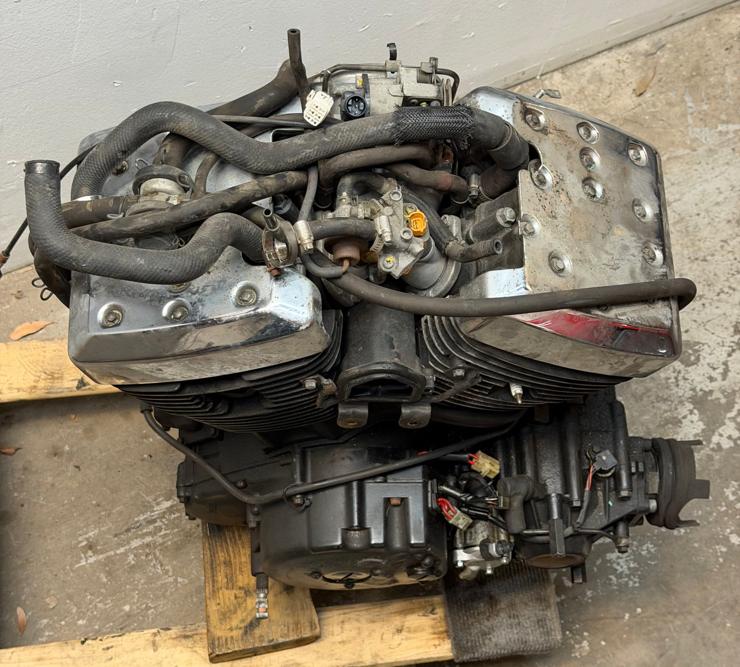 99-04 Kawasaki Vulcan Nomad VN1500 OEM Engine Motor Transmission Assembly