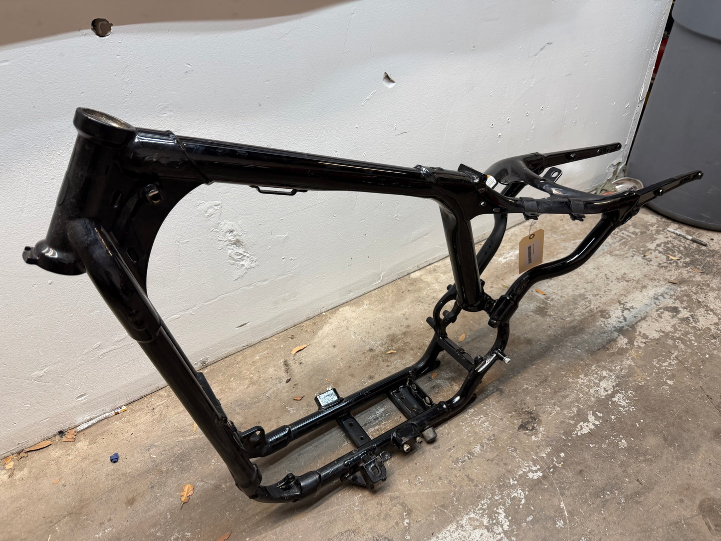 2014-2022 Harley Davidson Sportster 883 OEM Frame *CLN* 47000031