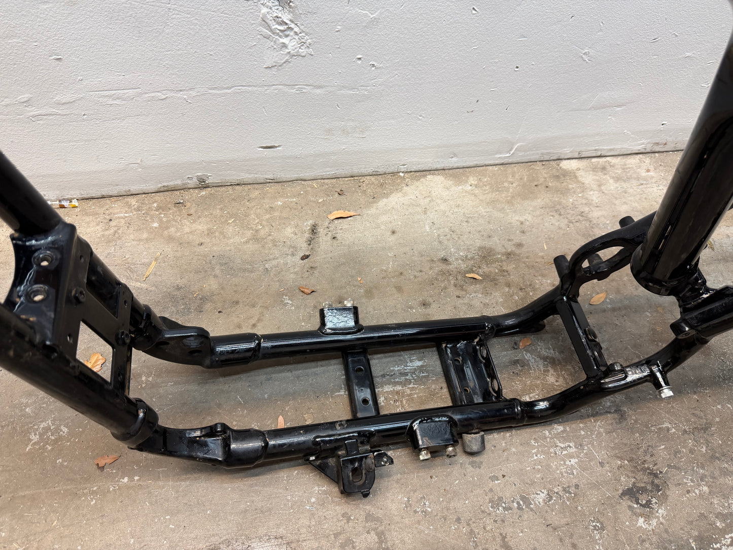 2014-2022 Harley Davidson Sportster 883 OEM Frame *CLN* 47000031