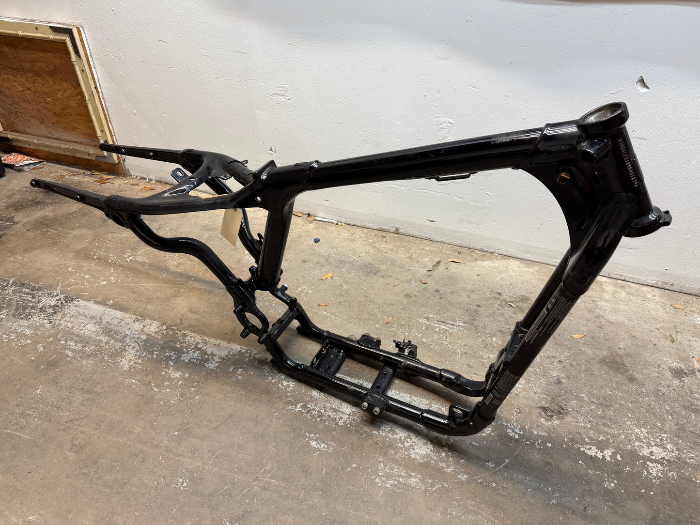 2014-2022 Harley Davidson Sportster 883 OEM Frame *CLN* 47000031