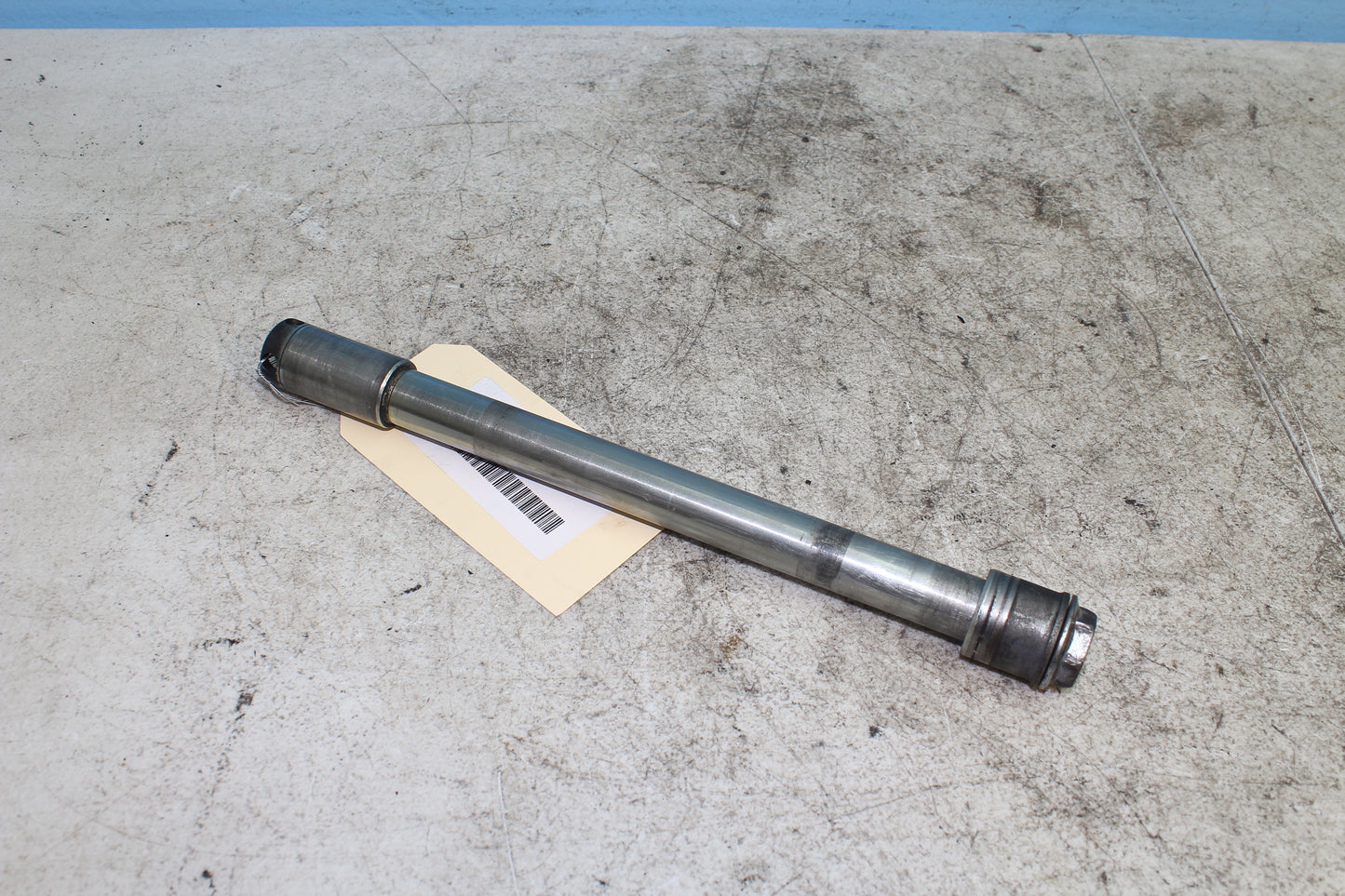 98-03 Honda Shadow VT 750 Deluxe ACE OEM Front Wheel Axle 44301-MAH-671