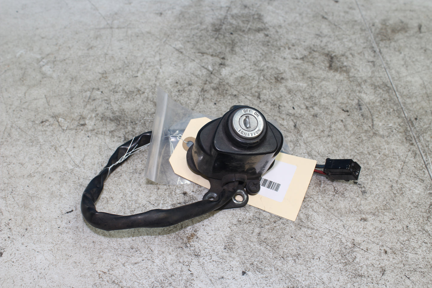 98-03 Honda Shadow VT 750 Deluxe ACE OEM Ignition Switch Gas Cap Lock w/ Key