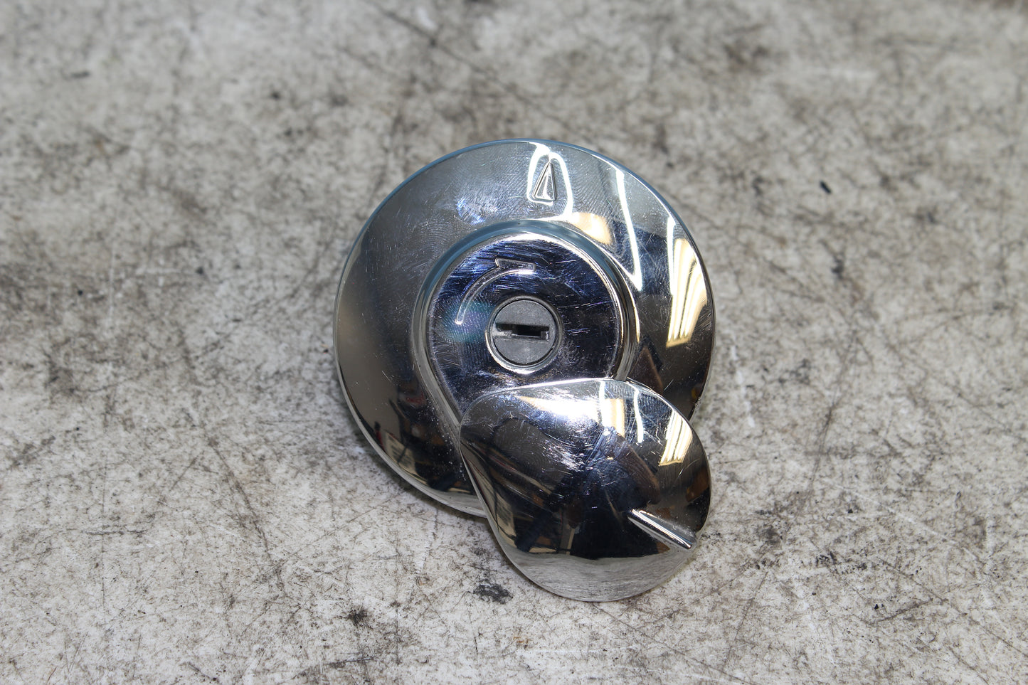 98-03 Honda Shadow VT 750 Deluxe ACE OEM Ignition Switch Gas Cap Lock w/ Key