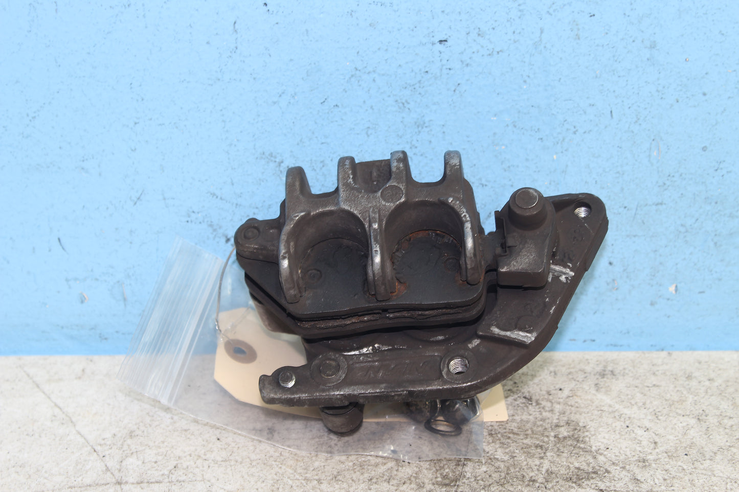 98-03 Honda Shadow VT 750 Deluxe ACE OEM Front Brake Caliper 45150-MAH-315