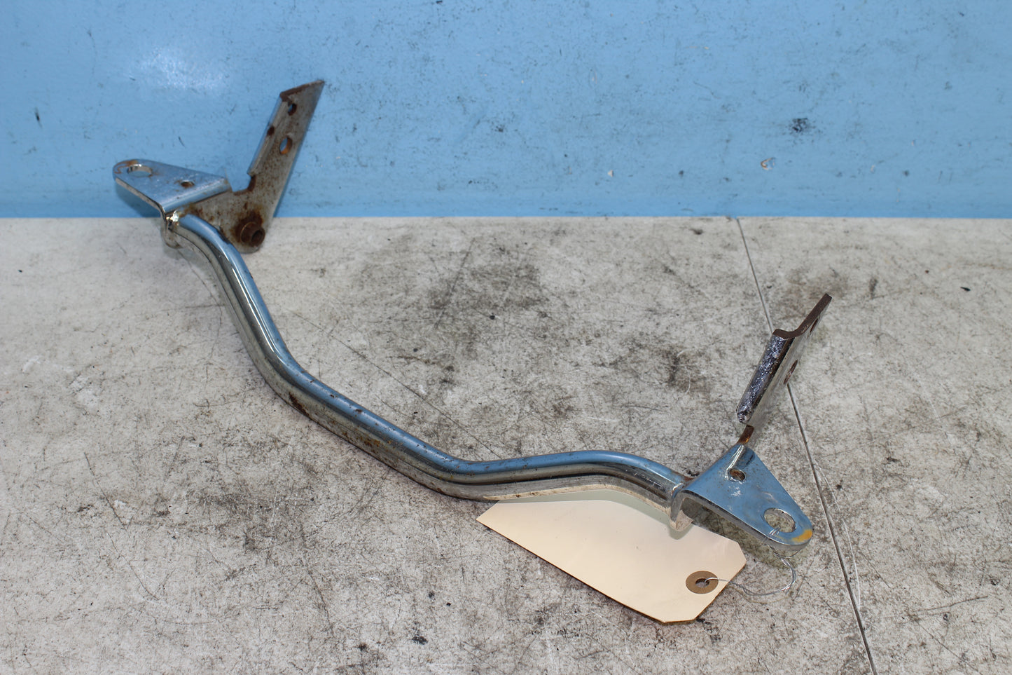 98-03 Honda Shadow VT 750 Deluxe ACE Front Fog Light Bar Mount Bracket *DMG*