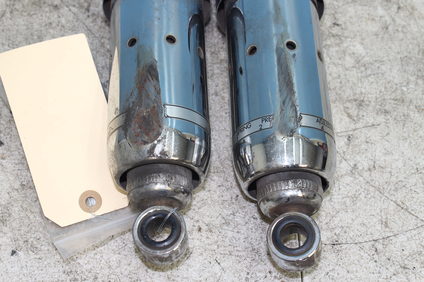 98-03 Honda Shadow VT 750 Deluxe ACE Rear Shocks Left Right *DMG* 52400-MBA-611