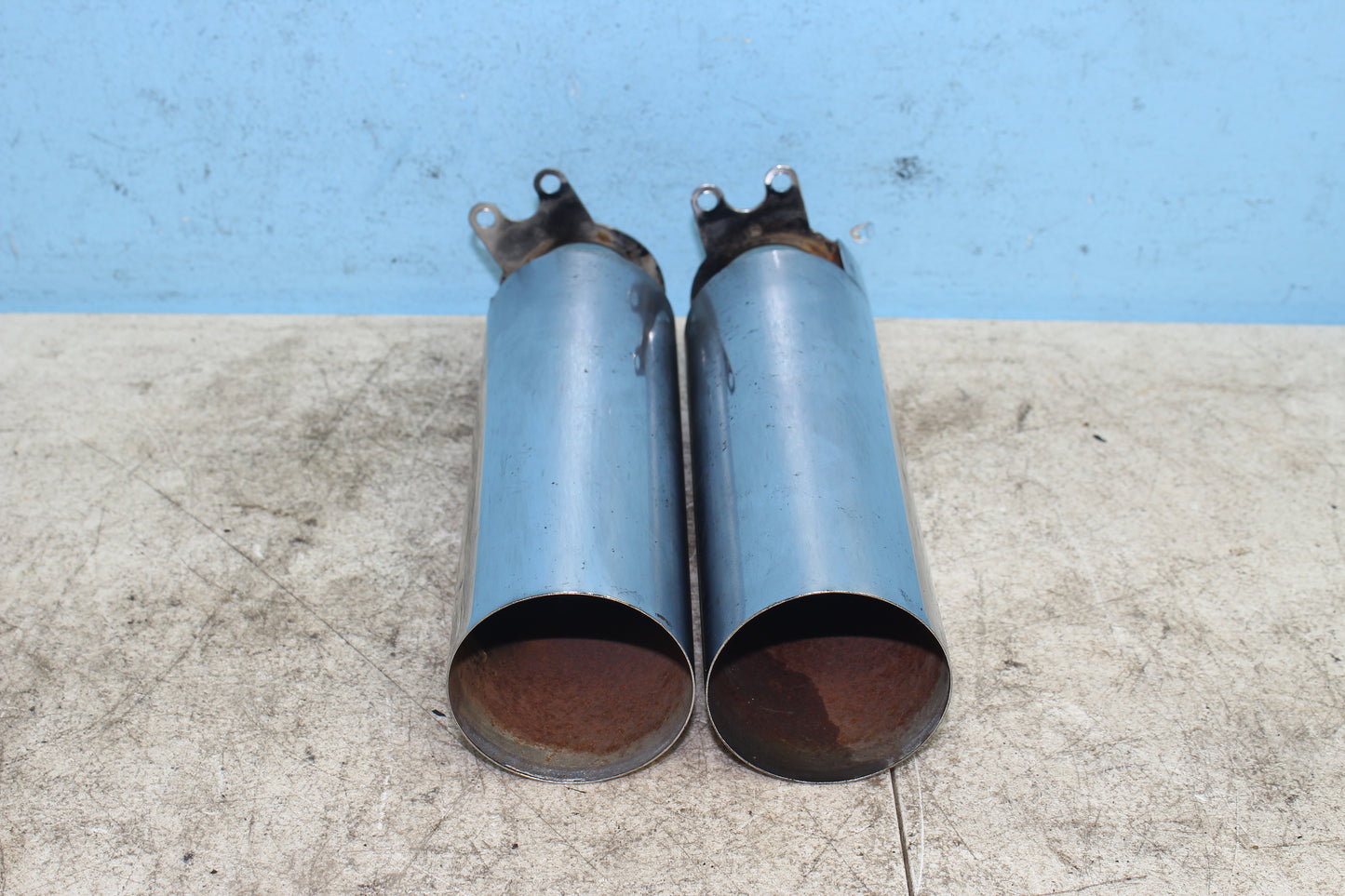 98-03 Honda Shadow VT 750 Deluxe ACE OEM Fork Tube Covers *SMALL DENT*