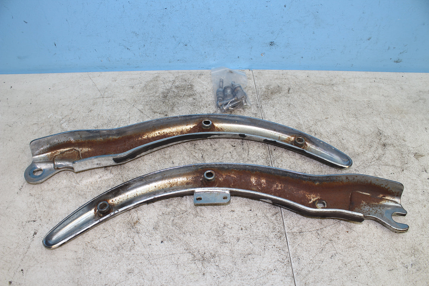 98-03 Honda Shadow VT 750 Deluxe ACE OEM Grab Rails Rear Fender Mount