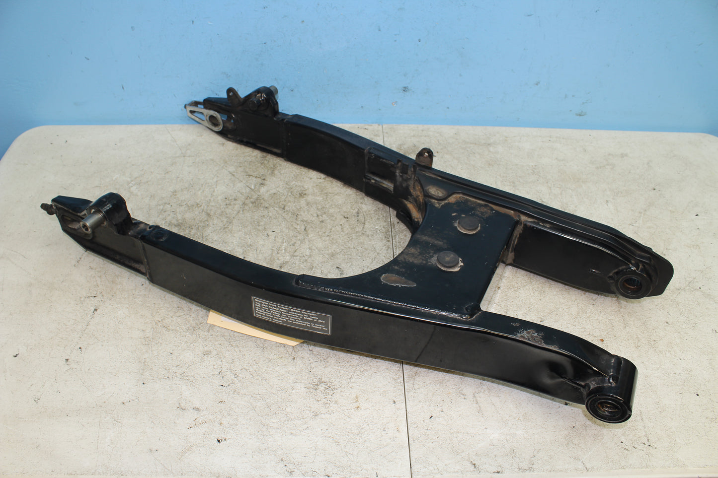 98-03 Honda Shadow VT 750 Deluxe ACE OEM Rear Swing Arm 52200-MBA-000