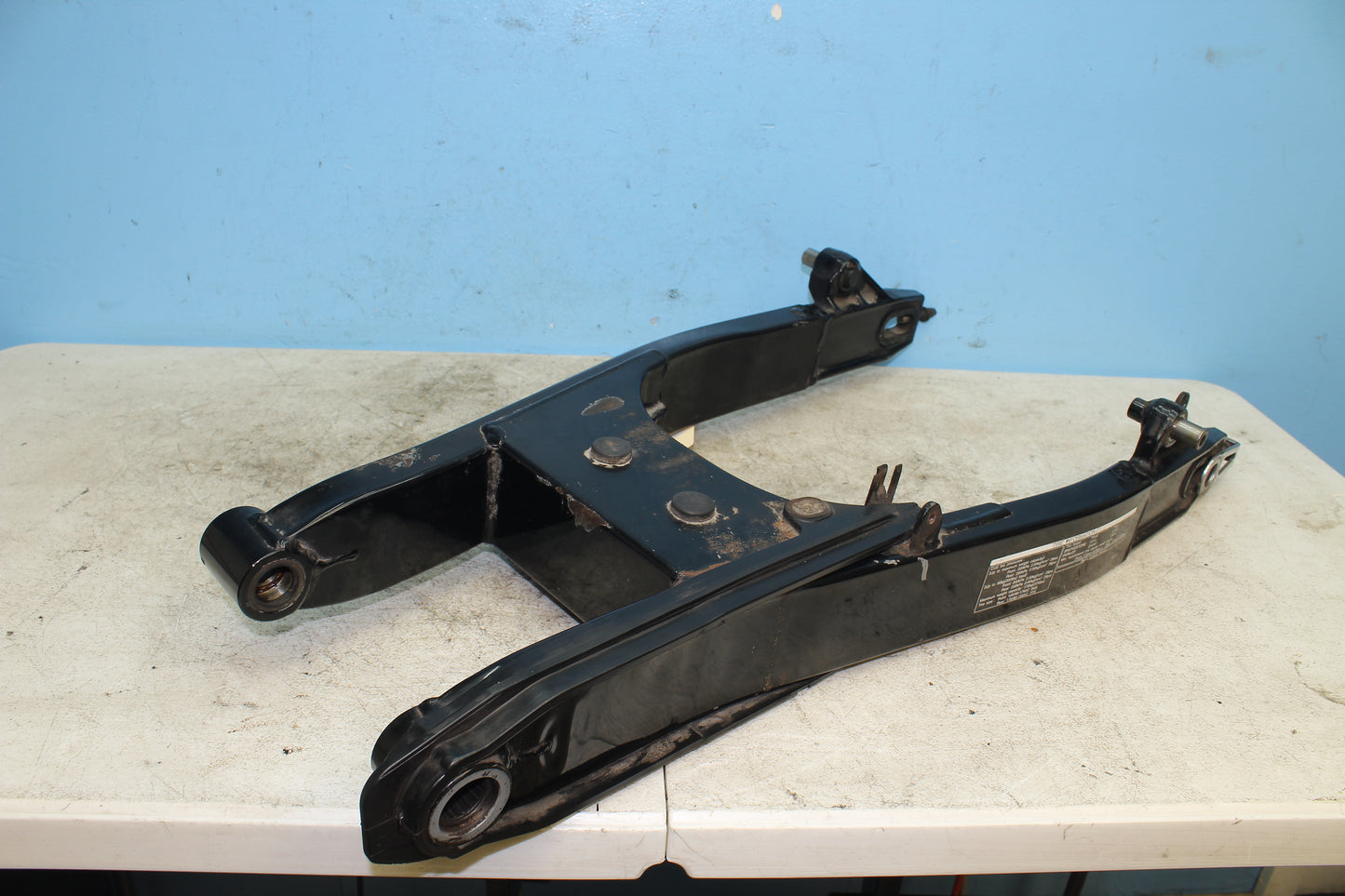 98-03 Honda Shadow VT 750 Deluxe ACE OEM Rear Swing Arm 52200-MBA-000