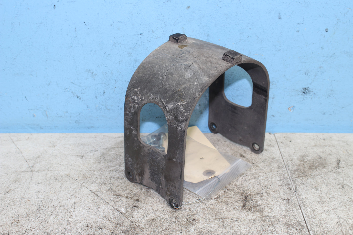 98-03 Honda Shadow VT 750 Deluxe ACE Front Inner Fender Support Mount Bracket
