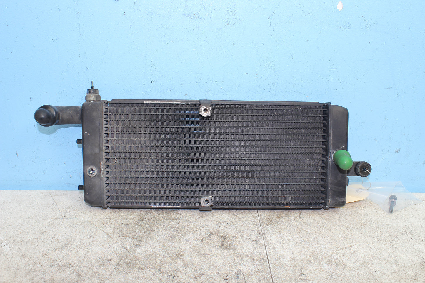 98-03 Honda Shadow VT 750 Deluxe ACE OEM Radiator 19010-MBA-013