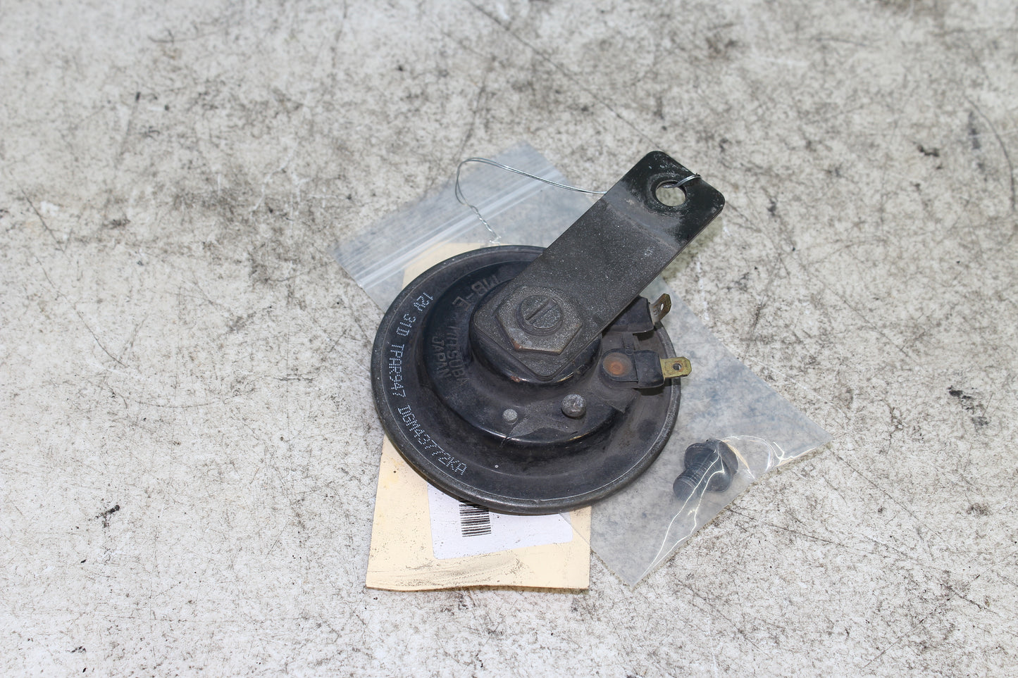 98-03 Honda Shadow VT 750 Deluxe ACE OEM Horn 38110-KV0-008