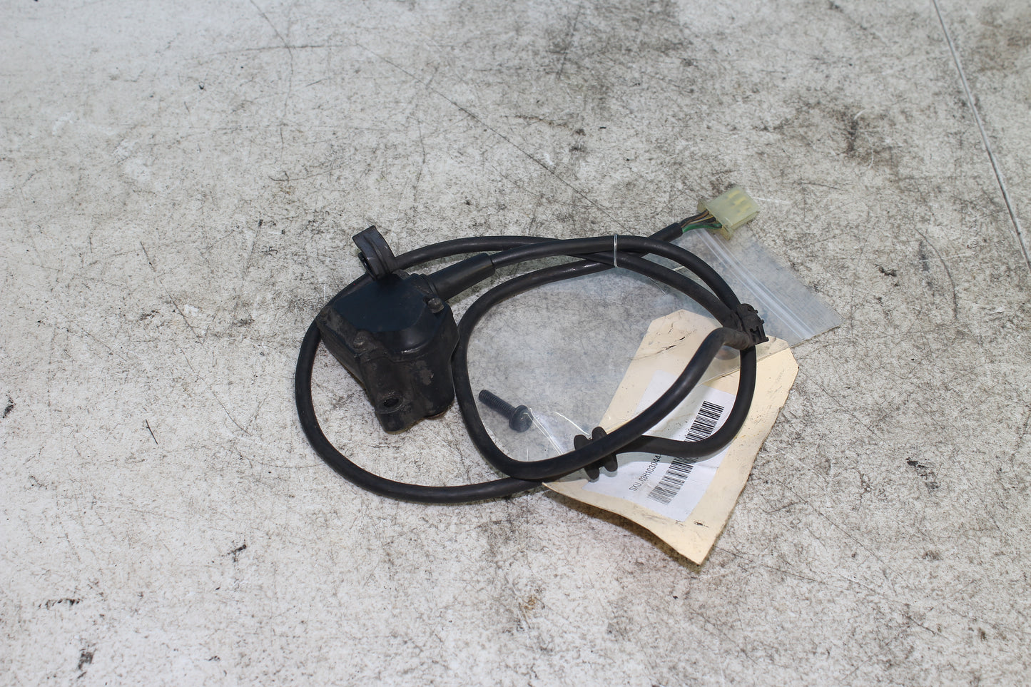 98-03 Honda Shadow VT 750 Deluxe ACE OEM Speed Sensor 37700-MBA-611