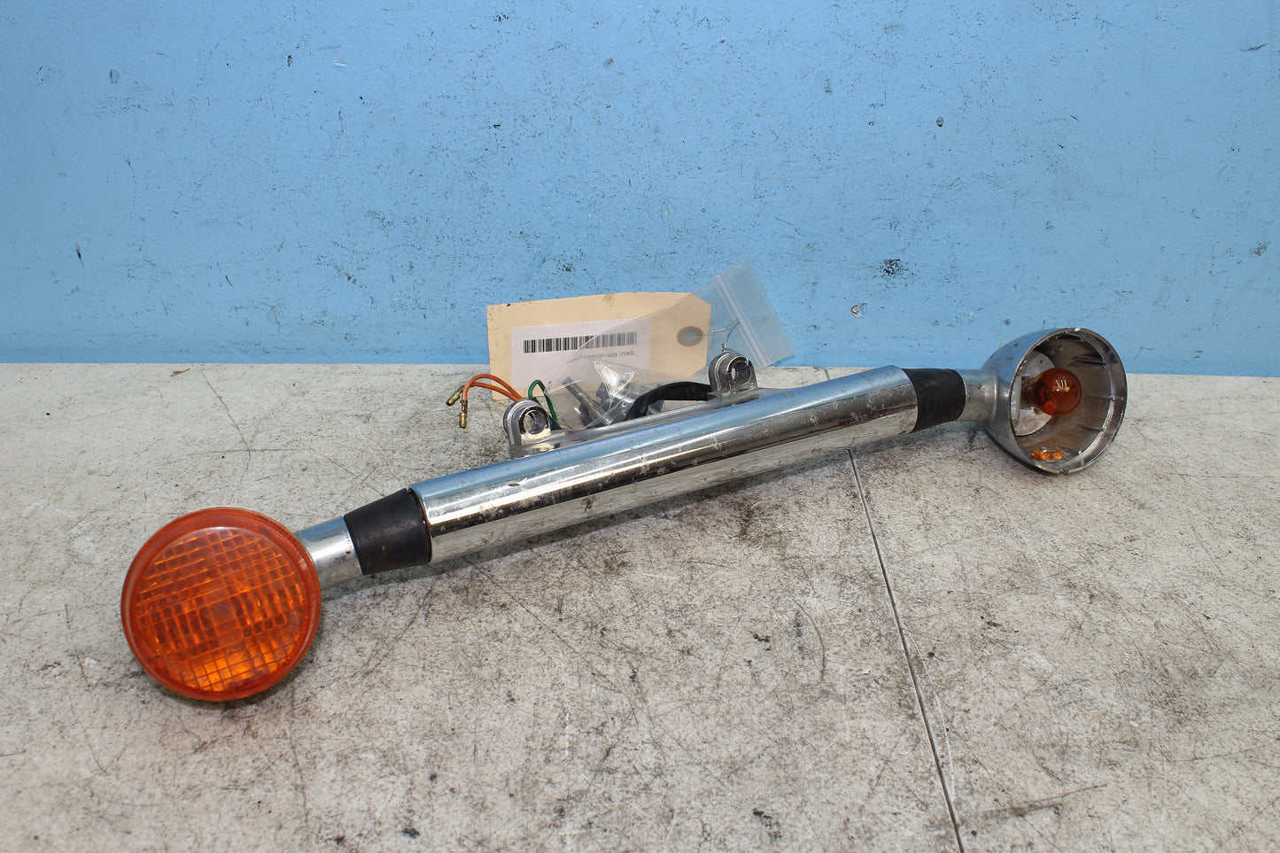 98-03 Honda Shadow VT 750 Deluxe ACE OEM Front Turn Signals *DMG*