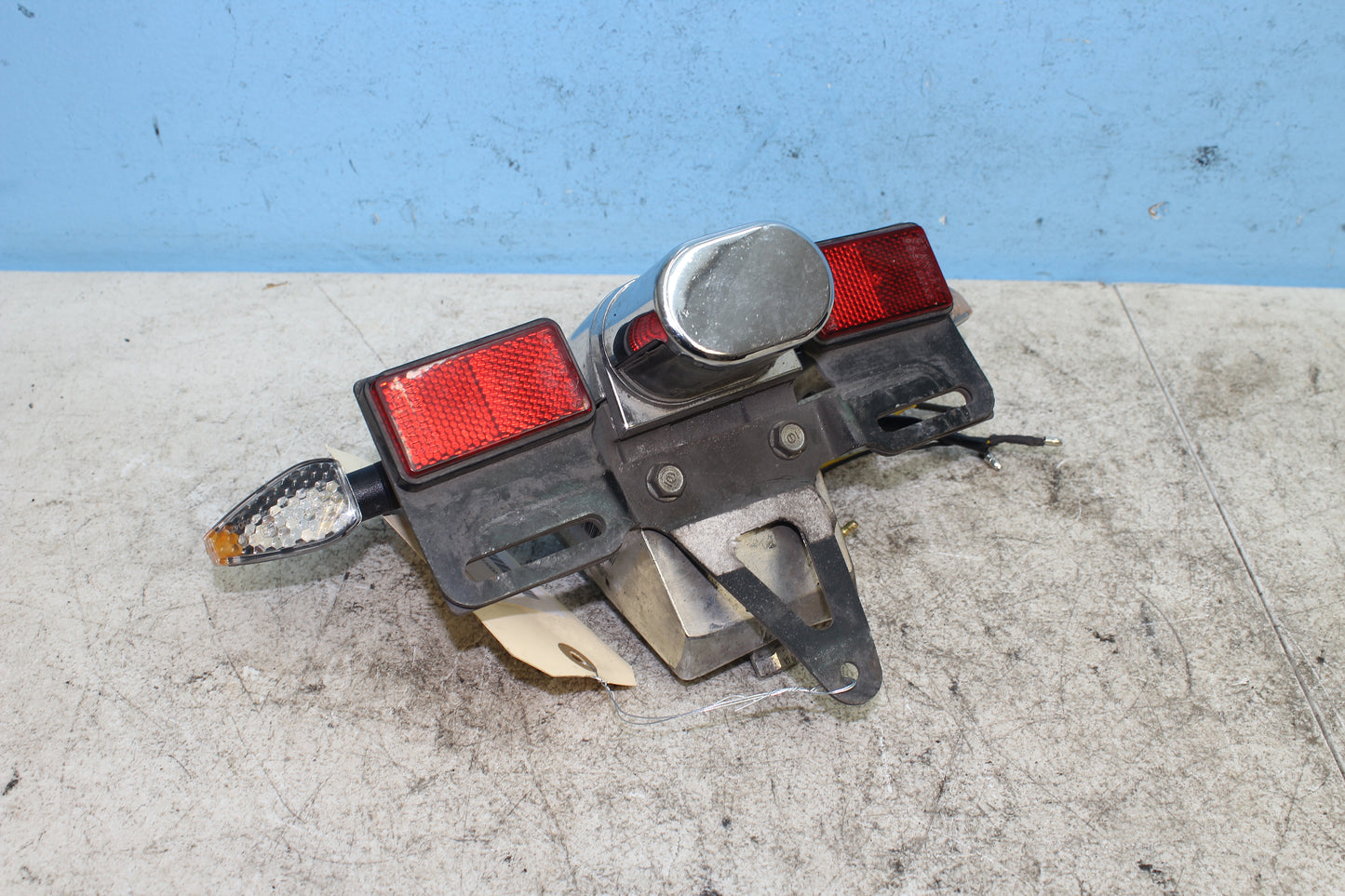 98-03 Honda Shadow VT 750 Deluxe ACE OEM Rear Turn Signal Plate Mount